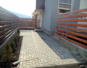 Lakás 2 szobák eladó on Floresti