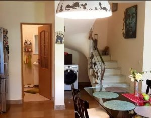 Ház 4 szobák eladó on Floresti