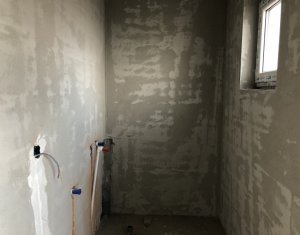 Ház 3 szobák eladó on Floresti