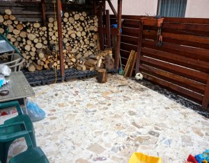 Ház 4 szobák eladó on Floresti