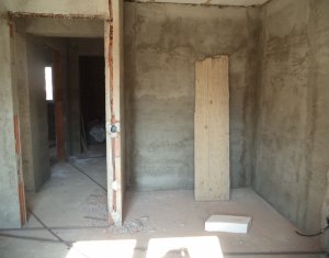 Ház 4 szobák eladó on Floresti