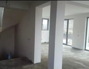 Ház 4 szobák eladó on Floresti