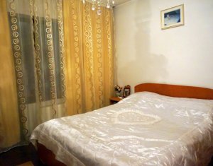 Lakás 3 szobák eladó on Floresti