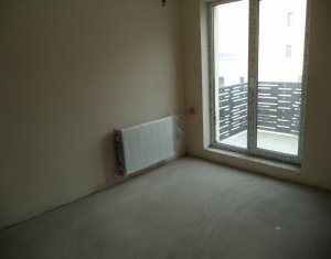 Lakás 3 szobák eladó on Floresti