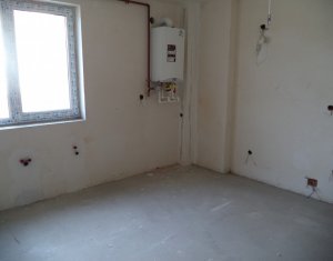 Lakás 3 szobák eladó on Floresti