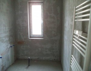 Lakás 3 szobák eladó on Floresti