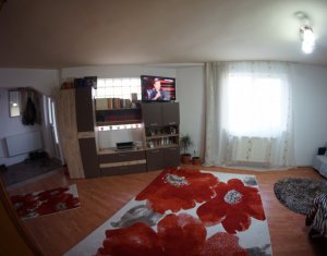 Ház 4 szobák eladó on Livada (iclod)