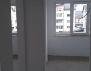 Ház 4 szobák eladó on Floresti