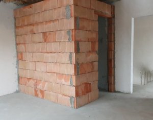 Ház 3 szobák eladó on Floresti