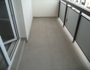 Lakás 2 szobák eladó on Floresti