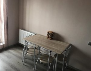 Lakás 2 szobák eladó on Floresti