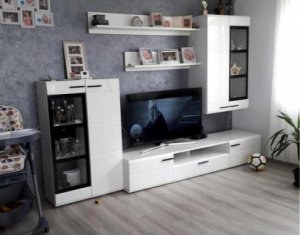 Lakás 3 szobák eladó on Baciu