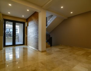 Lakás 4 szobák eladó on Cluj-napoca, Zóna Manastur