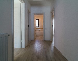 Lakás 4 szobák eladó on Cluj-napoca, Zóna Manastur