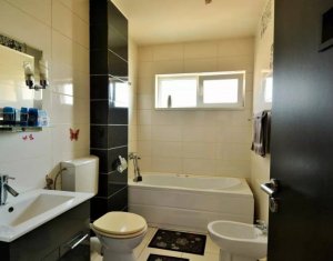 Lakás 3 szobák eladó on Floresti