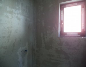 Ház 4 szobák eladó on Floresti