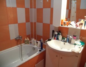 Lakás 2 szobák eladó on Floresti