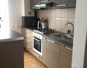 Lakás 2 szobák eladó on Floresti