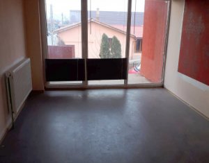 Ház 4 szobák eladó on Gilau