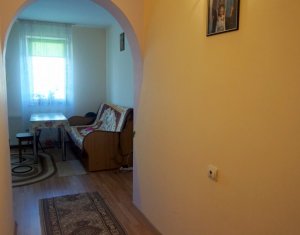 Lakás 2 szobák eladó on Floresti