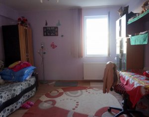 Lakás 2 szobák eladó on Floresti