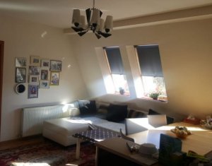 Lakás 3 szobák eladó on Floresti