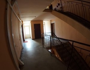 Lakás 4 szobák eladó on Cluj-napoca, Zóna Gheorgheni