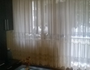 Lakás 3 szobák eladó on Cluj-napoca, Zóna Manastur