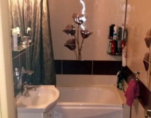 Lakás 2 szobák eladó on Baciu