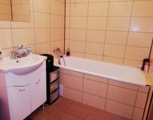 Lakás 2 szobák eladó on Floresti