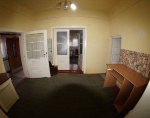 Maison 4 chambres à vendre dans Cluj-napoca, zone Zorilor