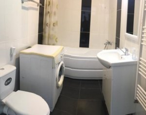 Lakás 3 szobák eladó on Floresti