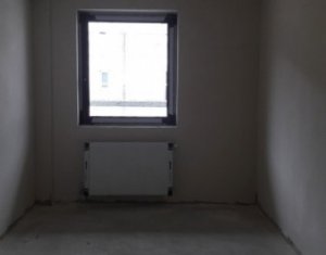 Lakás 3 szobák eladó on Floresti