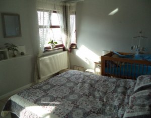 Ház 6 szobák eladó on Floresti