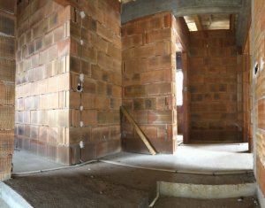 Ház 4 szobák eladó on Floresti