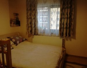 Lakás 3 szobák eladó on Floresti