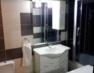 Lakás 3 szobák eladó on Floresti