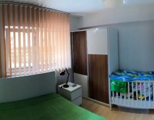 Lakás 2 szobák eladó on Floresti