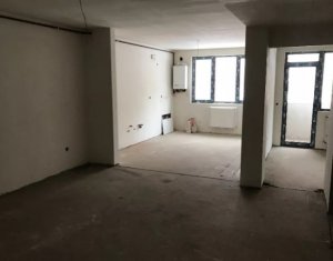 Lakás 3 szobák eladó on Floresti