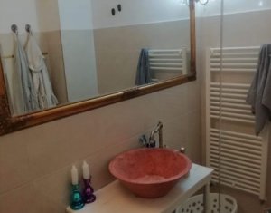 Lakás 2 szobák eladó on Floresti