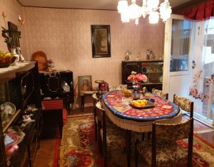 Lakás 4 szobák eladó on Cluj-napoca, Zóna Manastur