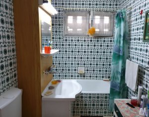 Lakás 4 szobák eladó on Cluj-napoca, Zóna Manastur