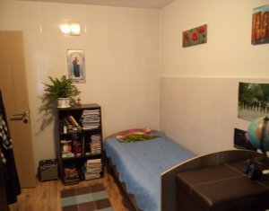 Lakás 2 szobák eladó on Floresti