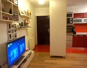 Lakás 3 szobák eladó on Floresti