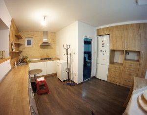 Ház 9 szobák eladó on Campia Turzii