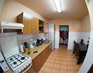 Lakás 3 szobák eladó on Cluj-napoca, Zóna Marasti