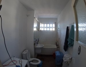 Lakás 4 szobák eladó on Cluj-napoca, Zóna Manastur