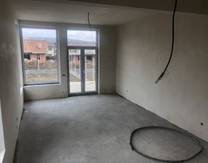 Ház 3 szobák eladó on Floresti