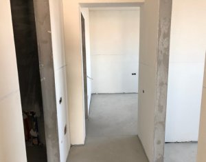 Lakás 3 szobák eladó on Floresti