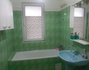 Lakás 2 szobák eladó on Floresti